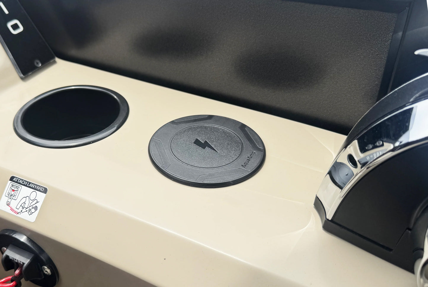 AquaAmp 100 ladeplate 10W Qi u/magnet