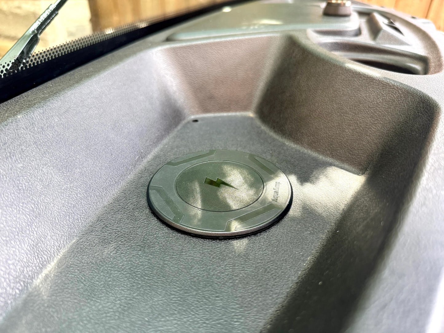 AquaAmp 100 ladeplate 10W Qi u/magnet