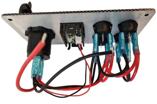 Osean Bryterpanel - 4 brytere - m/voltmeter og USB uttak