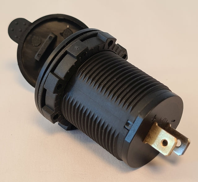 Osean USB Uttak - USB 3.0QC og 2,4A 12-24v